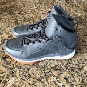 Like new Stephen Curry shoes, worn once!